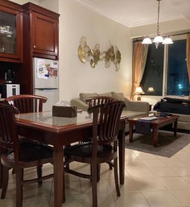 Jakarta Apartment | Discover Oceanfront Relaxation at Apartemen Batavia 807