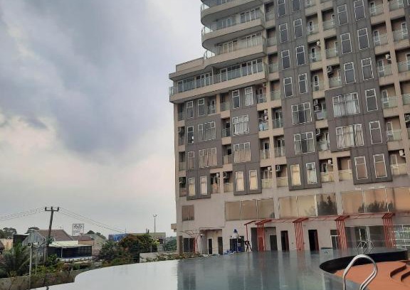Serpong Apartment | Exceptional Amazana Apartment with Pool & Child-Friendly Perks