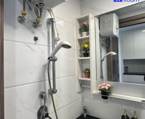 Bumi Serpong Damai Apartment | Apartement Sky House BSD By Ensroom