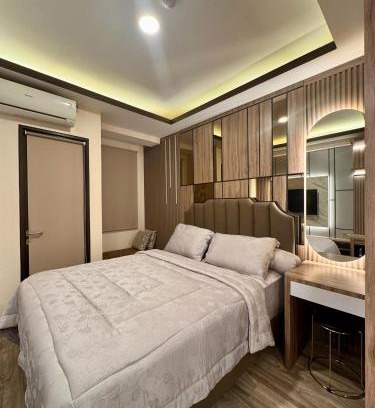Depok Apartment | Apartement Trans Park Cibubur By Raya Property with Pool View & Netflix