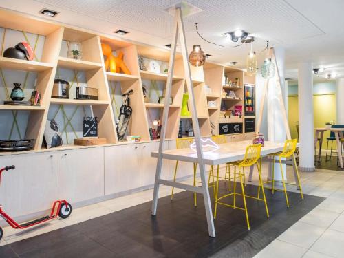 12th Arrondissement Apartment | Modern Aparthotel Adagio Access Paris with Family-Friendly Amenities