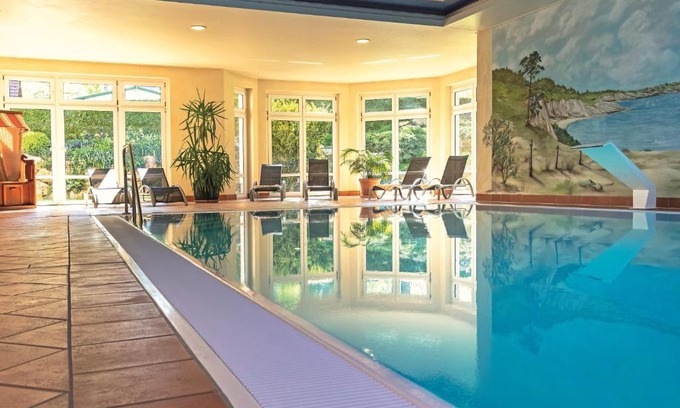 Plau am See Apartment | Relax at Aparthotel Am See - Oceanfront Retreat & Spa