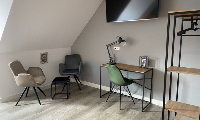 Linden-Sud Apartment | Family-Friendly Stay at Aparthotel Charlotten with Restaurant