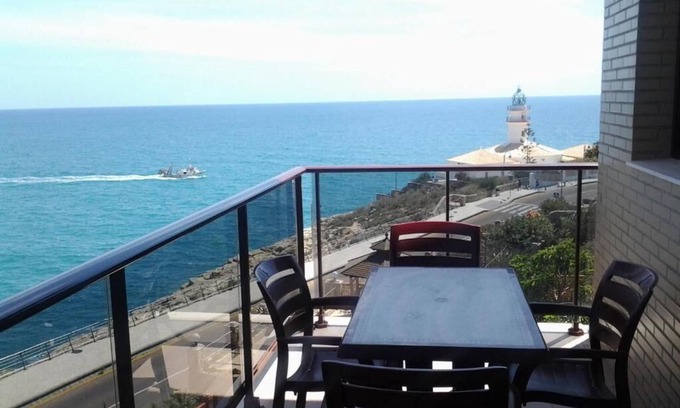 Faro de Cullera Apartment | Relax at Aparthotel El Faro with Ocean Views & Pool Access