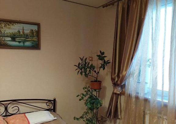 Petrovskoye Apartment | Explore Aparthotel Flora: Pet-Friendly & 9/10 Guest Rated