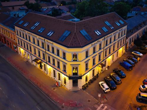 Timisoara Apartment | Experience Comfort at Hotel Iosefin Residence - 4 Stars