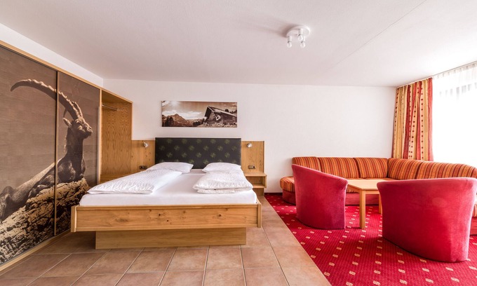 Mittelberg Apartment | Explore Aparthotel Kleinwalsertal with Spa and Pool Access