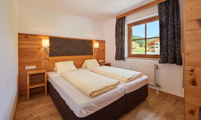 Filzmoos Apartment | Relax at Aparthotel Lieblingsplatz with Oceanfront Views