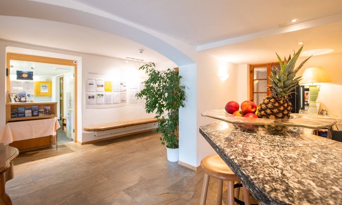 Wiesen Apartment | Pet-Friendly Retreat at Aparthotel Muchetta - Great Amenities
