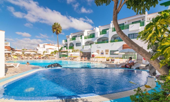 Costa Adeje Apartment | Relaxing Oceanfront Stay at Aparthotel Neptuno Costadeje