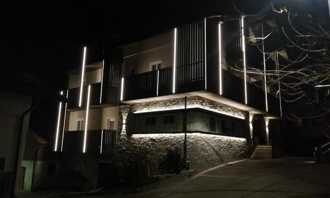 Colle Isarco Apartment | Top-Rated Aparthotel Pichler with Family-Friendly Amenities