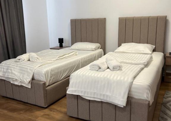 Cluj County Apartment | Family-Friendly Stay at Aparthotel Plevnei5 - 8/10 Rated