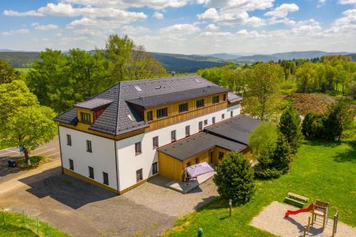 Nove Hute Apartment | Family-Friendly Getaway at Apartmán Eliška - Rated 9/10