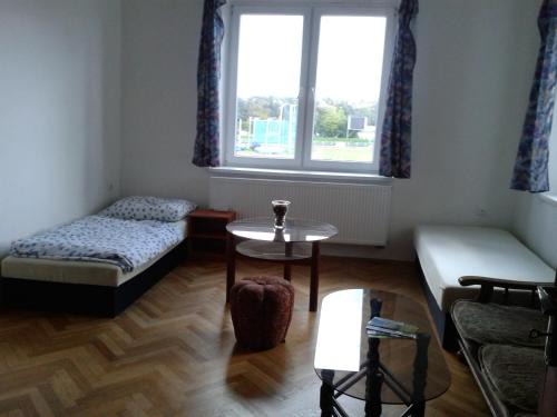 Tabor Apartment | Comfortable Apartmán Ella - Ideal for Families & Pets