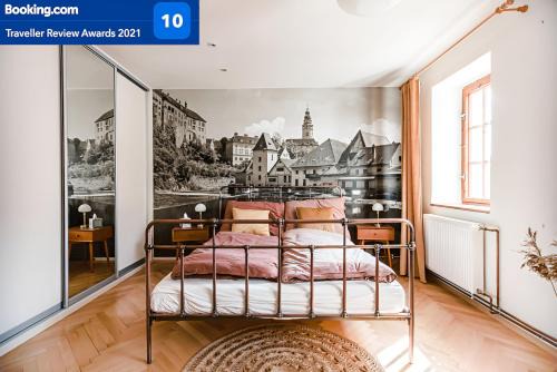 Cesky Krumlov Apartment | Family-Friendly Apartmán Masaryk with Exceptional Ratings