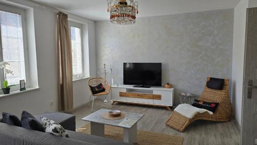 Sternberk Apartment | Pet-Friendly Retreat: Apartmán Maxi near Café Princ