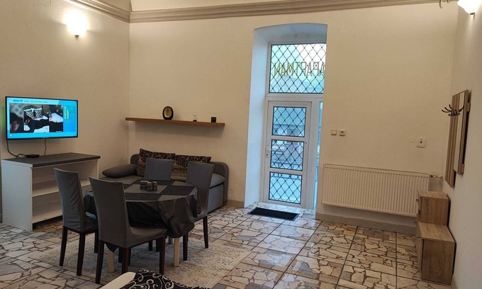 Huncovce Apartment | Discover Apartmán Rio: Family-Friendly Retreat in Huncovce