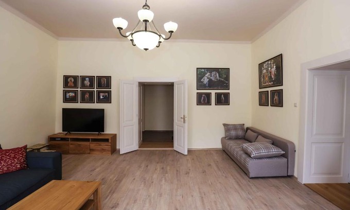Banska Stiavnica Apartment | Exceptional Stay at Apartmán Schindlerka - 9.6/10 Rated