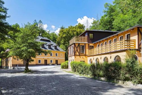 Klinec Apartment | Top-Rated Apartmán Spálený mlýn with Breakfast Included