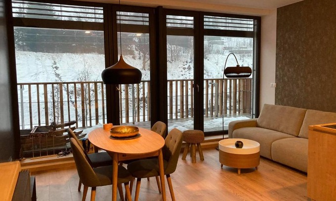 Vrchlabi Apartment | Family-Friendly Getaway at Apartmán T5 Herlíkovice