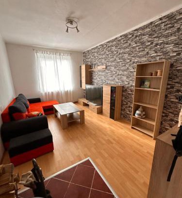 Horni Blatna Apartment | Pet-Friendly Retreat at Apartmán U náměstí Horní Blatná