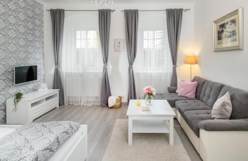 Frantiskovy Lazne Apartment | Family-Friendly Stay at Apartmán U Pramene - Rated 9.2/10
