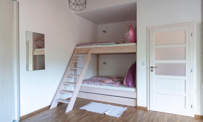 Jihlava Apartment | Kid-Friendly Retreat at Apartmán u Větrníku - 9.7 Rating!