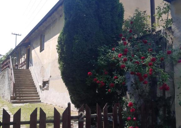 Smecno Apartment | Enjoy Family-Friendly Stays at Apartmán u zámku
