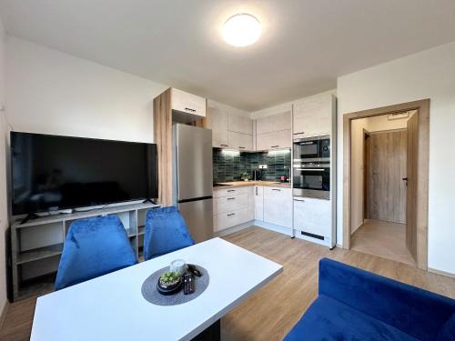 Hradec Kralove Apartment | Apartmán v klidné části Hradce