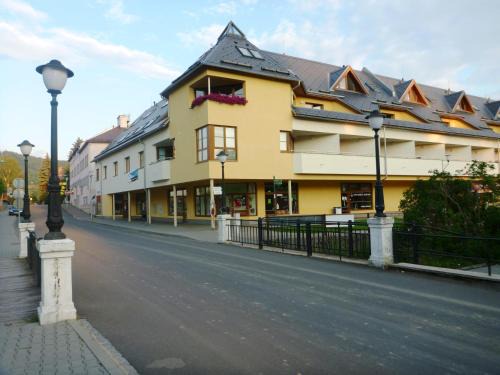 Velke Losiny Apartment | Discover Apartmán Velké Losiny: Family-Friendly Retreat