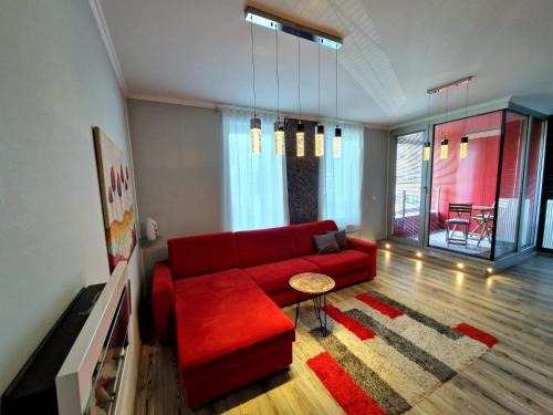 Ruzinov Apartment | Tranquil Apartment with Free Parking - Guest Rated 9.6/10
