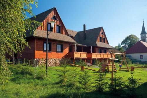 Liptovsky Trnovec House | Inviting Apartmánová Chalupa: Family & Pet-Friendly Retreat