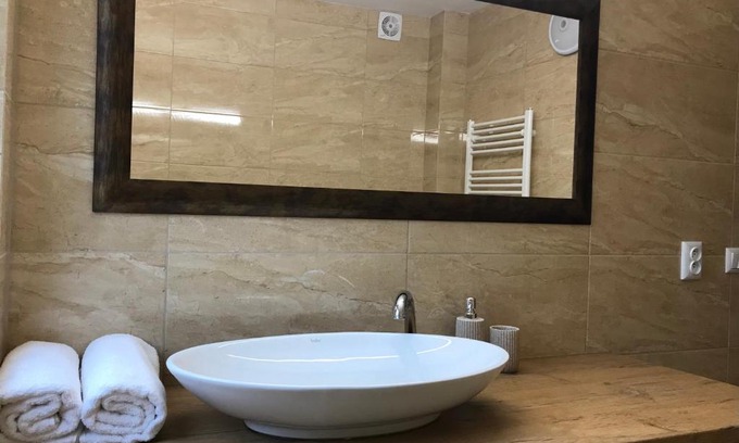 Visnove Apartment | Family-Friendly Stay at Apartmánový dom Višňové - 9.2 Rating