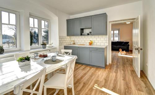 Chlum u Trebone Apartment | Family-Friendly Apartmány Hájovna with Pet Amenities