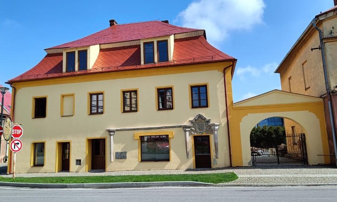 Javornik Apartment | Family-Friendly Stay at Apartmány Javorník