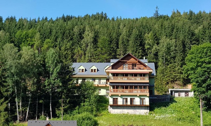 Mala Moravka Apartment | Discover Apartmány Karlov pod Pradědem: Family-Friendly Getaway