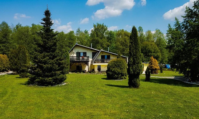 Celadna Apartment | Exceptional Stay at Apartmány LIZARD with Family Amenities