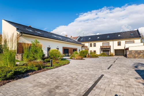 Olomouc Apartment | Guest Rated: Apartmány Lošov with Breakfast & Family Amenities