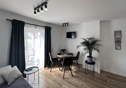 Velky Slavkov Apartment | Guest Rated: Apartmány Lučina with Complimentary Breakfast