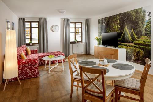Ostrov Apartment | Top-Rated Family Retreat at Apartmány Myslivna with Hot Tub