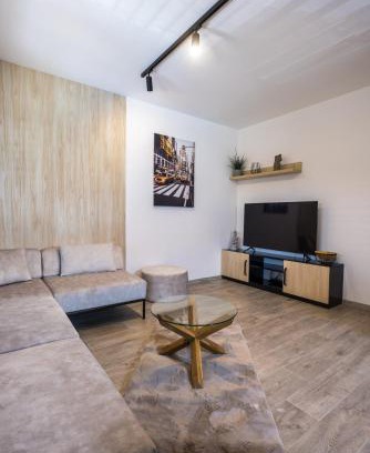 Litomysl Apartment | Ideal Stay at Apartmány Na Lánech with Hot Tub Access