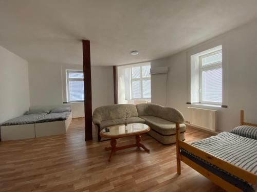 Usti nad Labem Apartment | Pet-Friendly Stay at Apartmány Pražská - Rated 8/10!