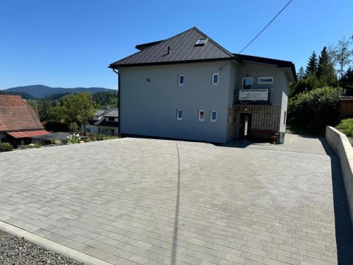 Prostredni Becva Apartment | Pet-Friendly Apartmány Prostřední with Hot Tub & Top Rating