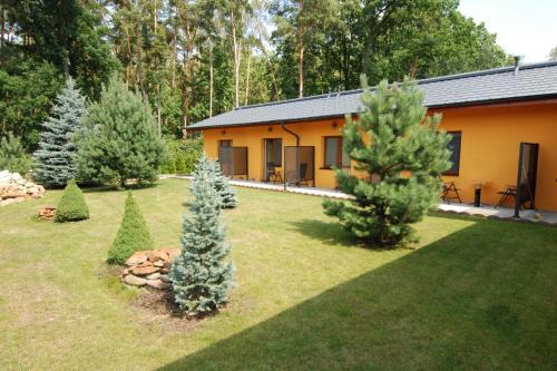 Hradec Kralove House | Top-Rated Oceanfront Stříbrňák Apartments with Hot Tub