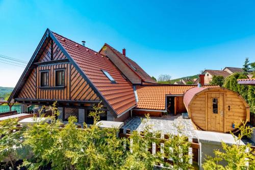 Trebusin Apartment | Family-Approved Apartmány Třebušín with Hot Tub & Pets Welcome