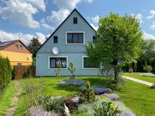 Rapotin House | Unforgettable Stay at Apartmány U Jeřábků with Ocean View
