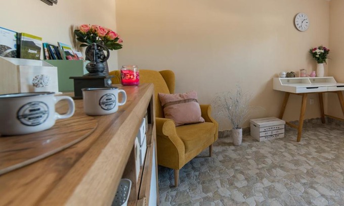 Kvilda Apartment | Pet-Friendly Retreat at Apartmány U Sjezdovky - Rated 9.3