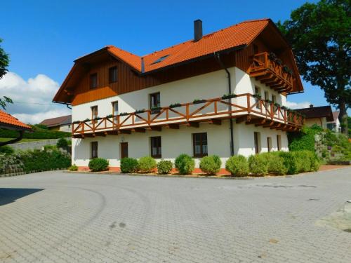 Horni Plana Apartment | Top-Rated Apartmány U Srdce Vltavy with Pool & Family Fun