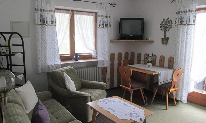 Ramsau Apartment | Apartment no. 1, 1-2 persons, 42 sqm, shower, separate WC, balcony, TV, 1 bedroom, non-smoking
