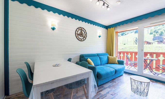 Saint-Francois-Longchamp Apartment | Mountain View Apartment for 6 with Balcony and Spa Access